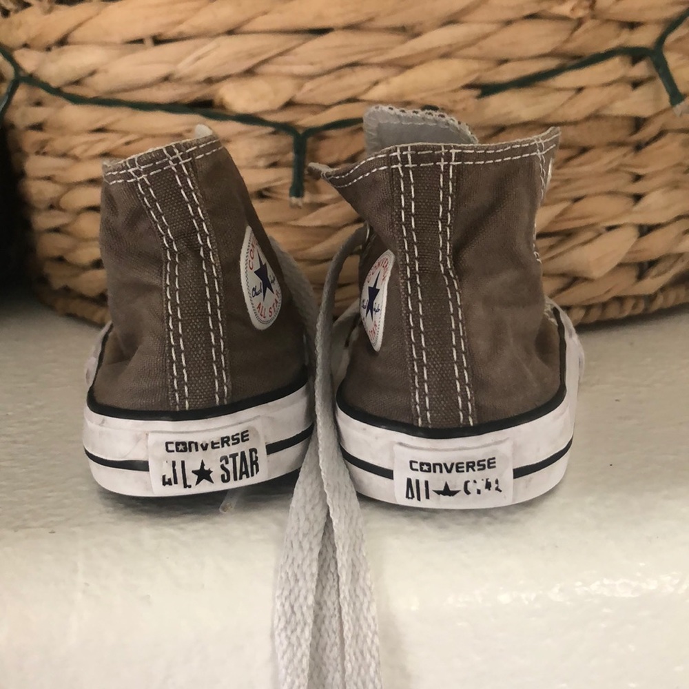 Toddler Size 5 Converse - Picture 5 of 5